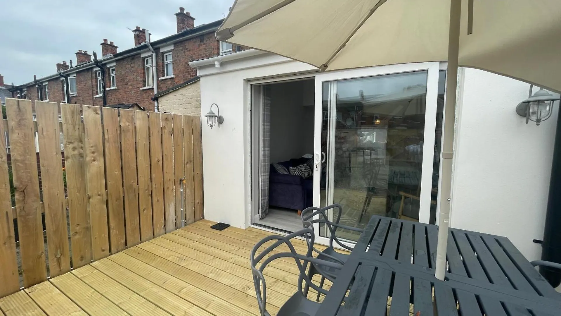 Feriehus Edge Cottage- Newly Renovated Belfast